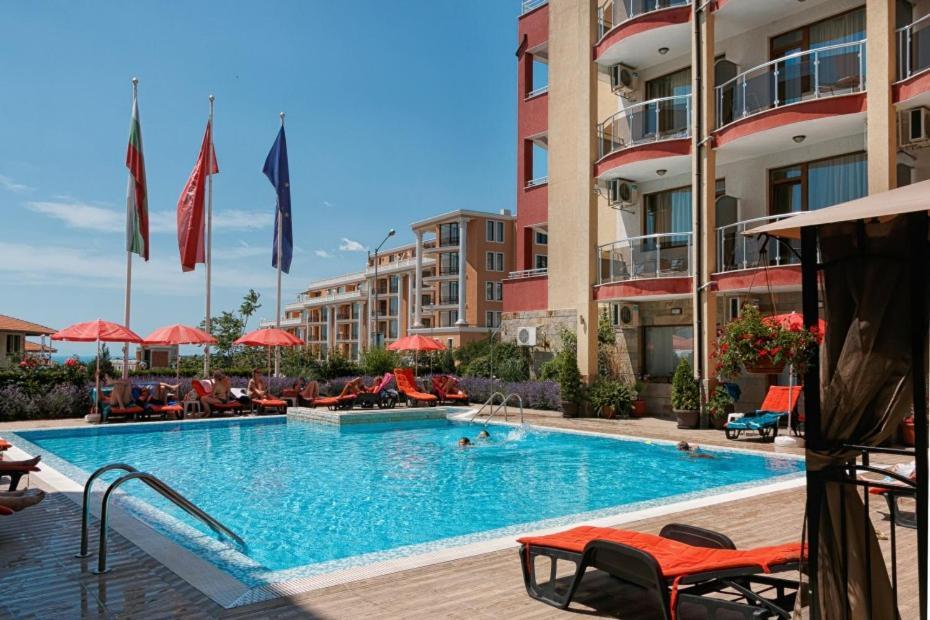 Александра Hotel Sveti Vlas Exterior photo